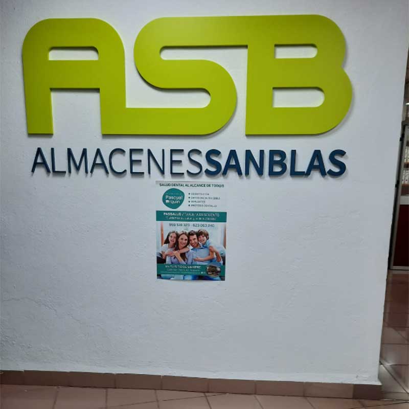 almacenes san Blas oferta dental en policlinica dental pascual Orquin